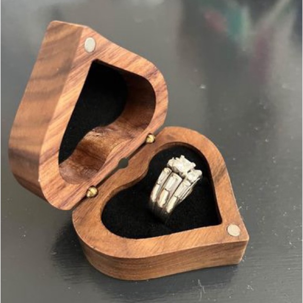 Spence diamond rings